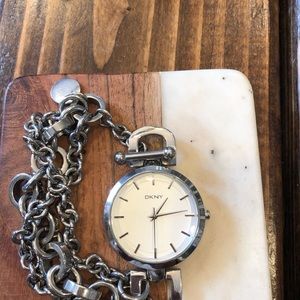 DKNY WATCH